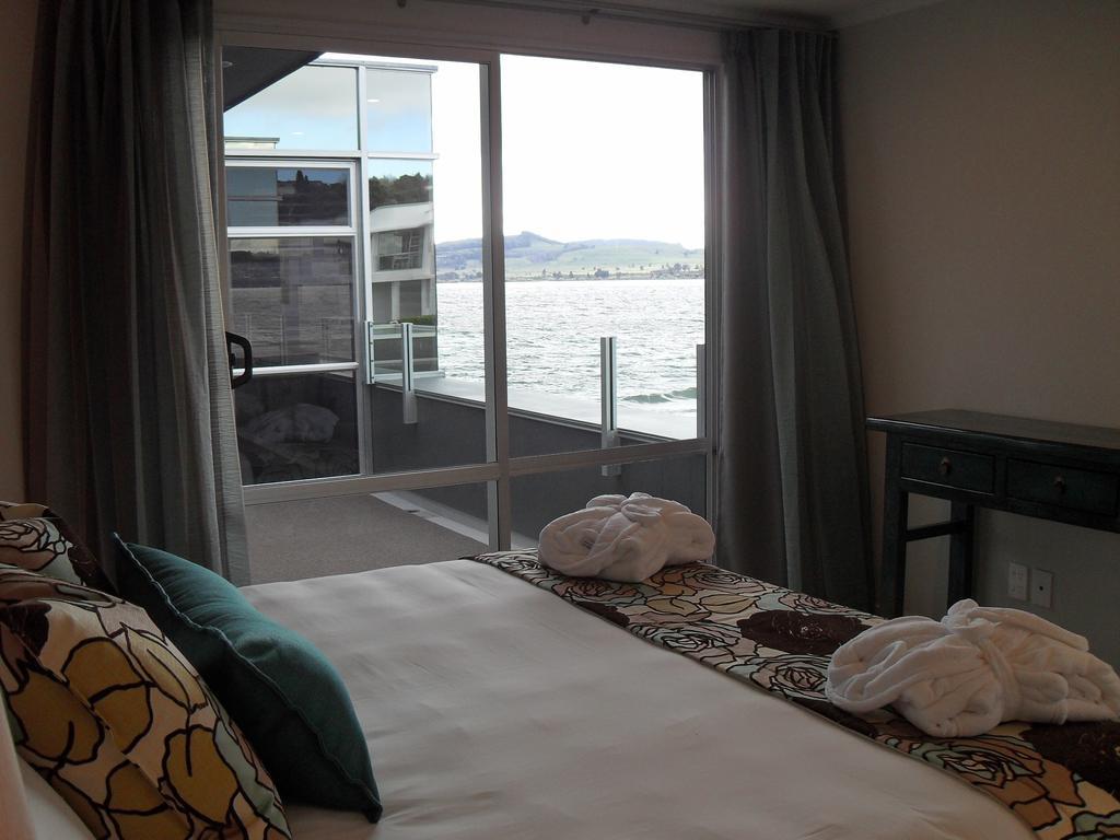 The Cove- On The Lake Taupo Room photo