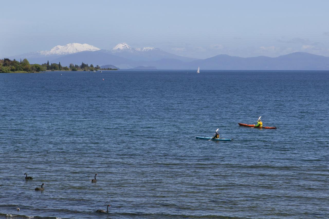 The Cove- On The Lake Taupo Exterior photo