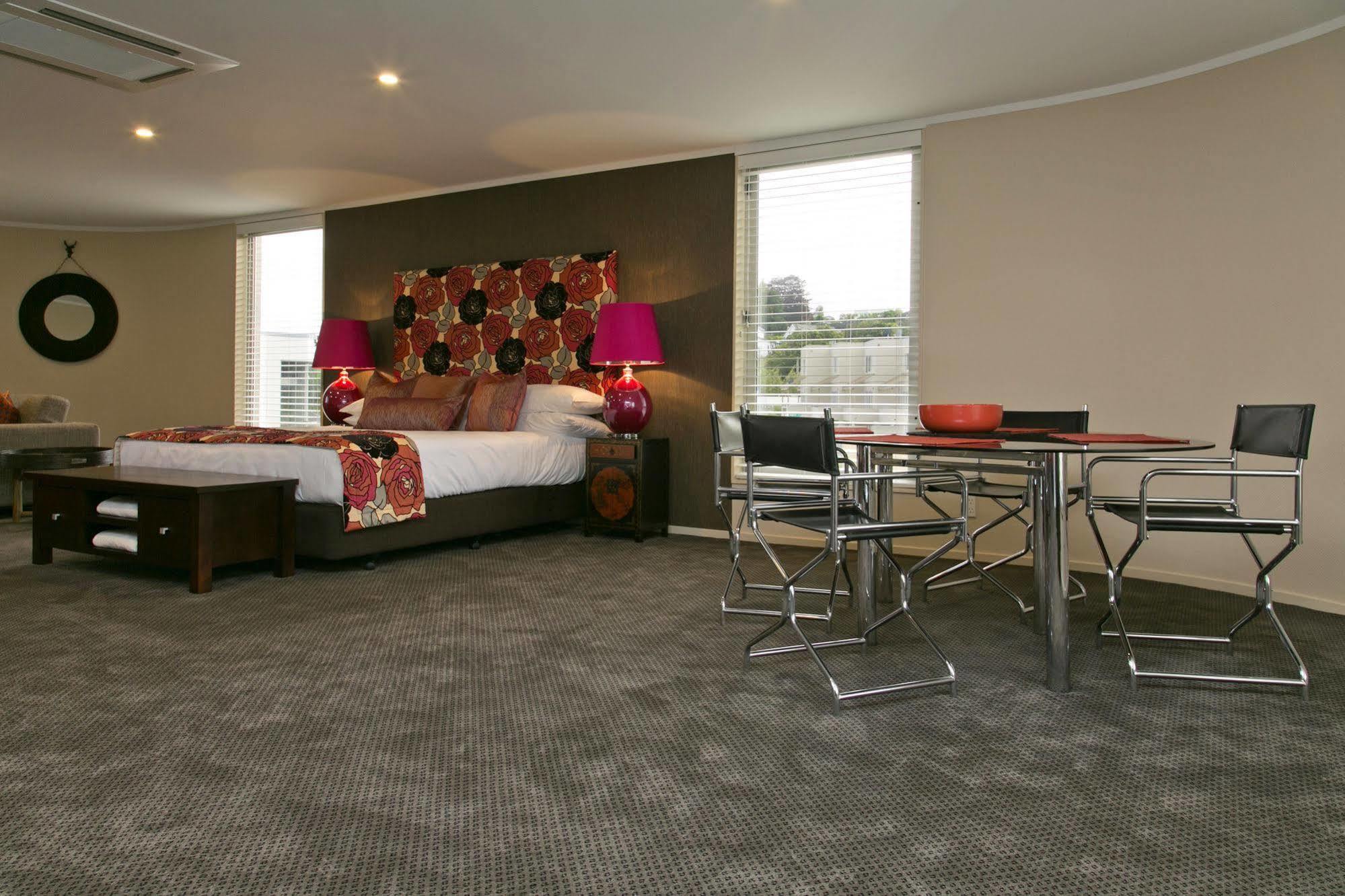 The Cove- On The Lake Taupo Exterior photo